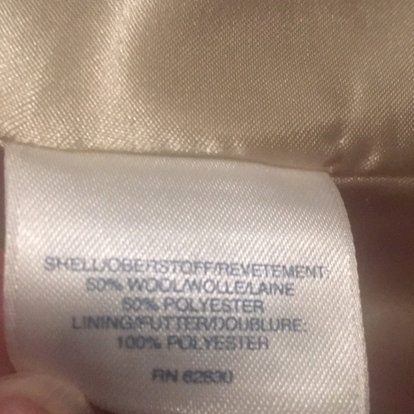 2/18/25 host pick! 🎉🎉LANDS'END Tan Wool full length coat - Picture 4 of 7